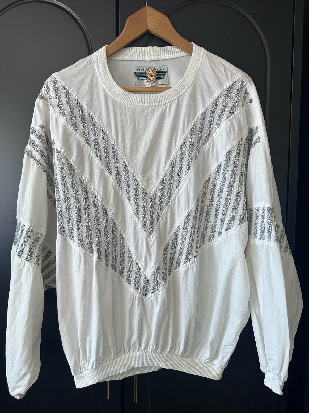 Vintage Klip Klop Crewneck Chevron-Panel White Pullover Sweatshirt Top